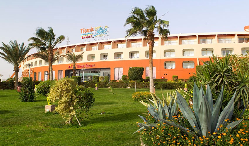 Hotel Titanic Resort & Aqua Park
