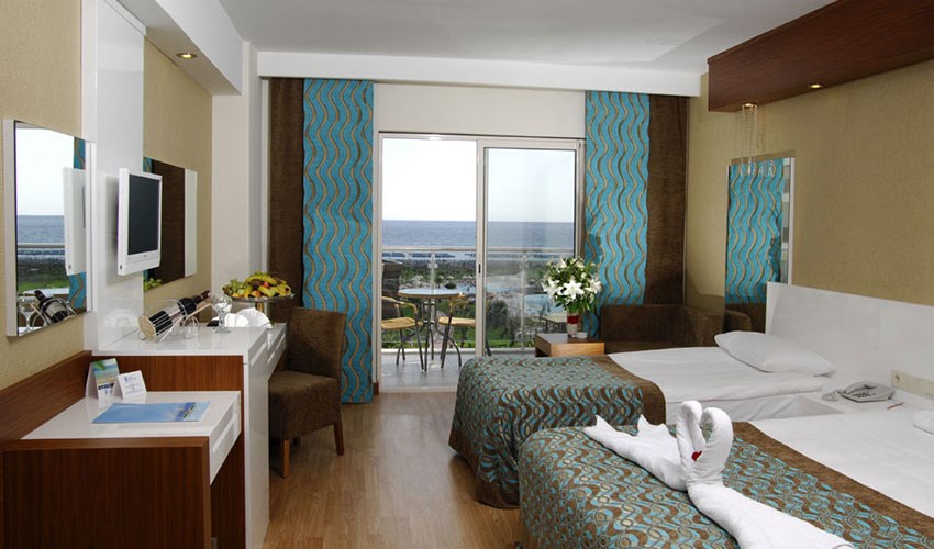 Hotel Seaden Sea World Resort & Spa