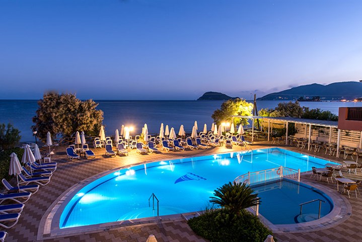 Hotel Mediterranean Beach - 