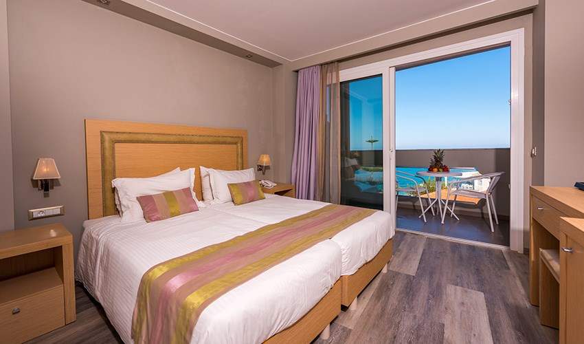 Hotel Alexandra Beach Resort & Spa