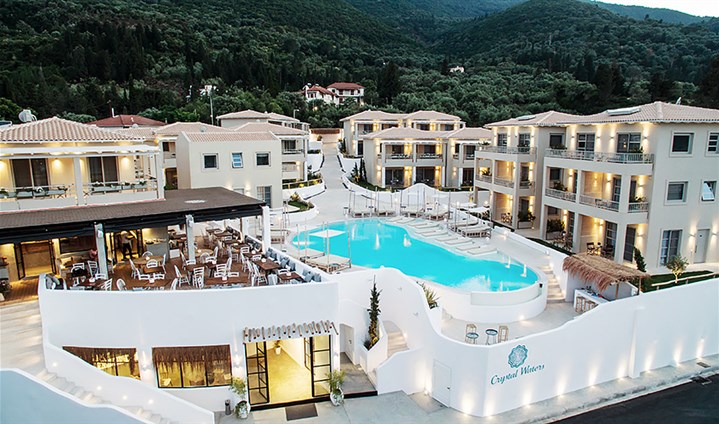 Hotel Crystal Waters - 