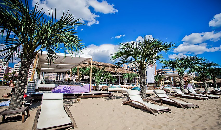 Hotel Dit Majestic Beach Resort