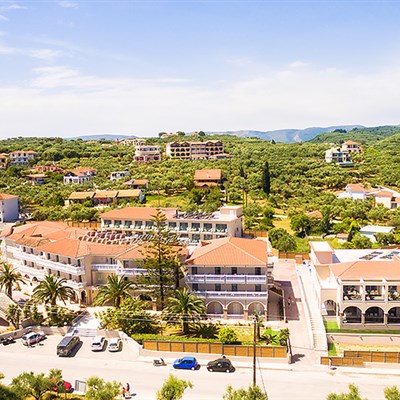 Hotel Karras Grande Resort