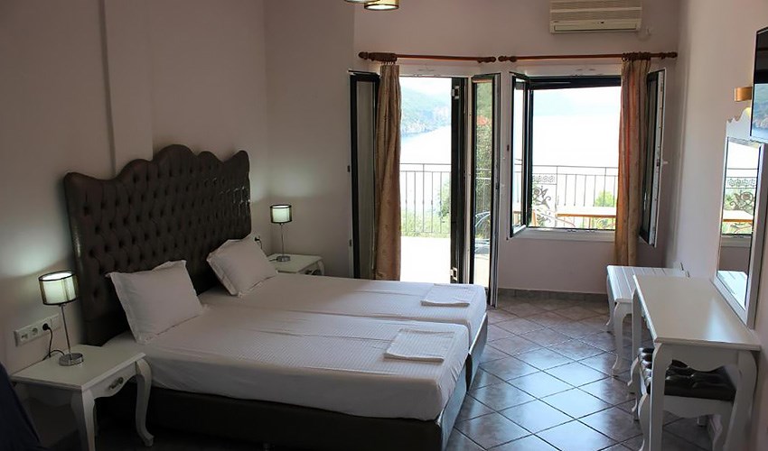 Hotel Enjoy Lichnos Bay Village