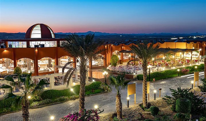 Hotel The Three Corners Happy Life Beach Resort - 