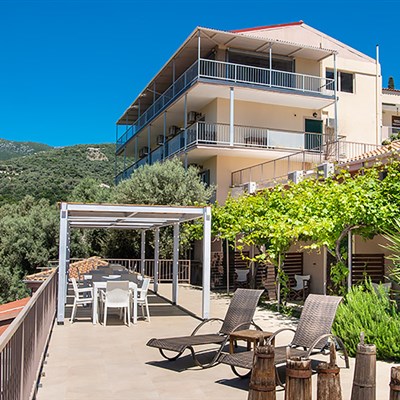 Apartmánový dům Poros Beach