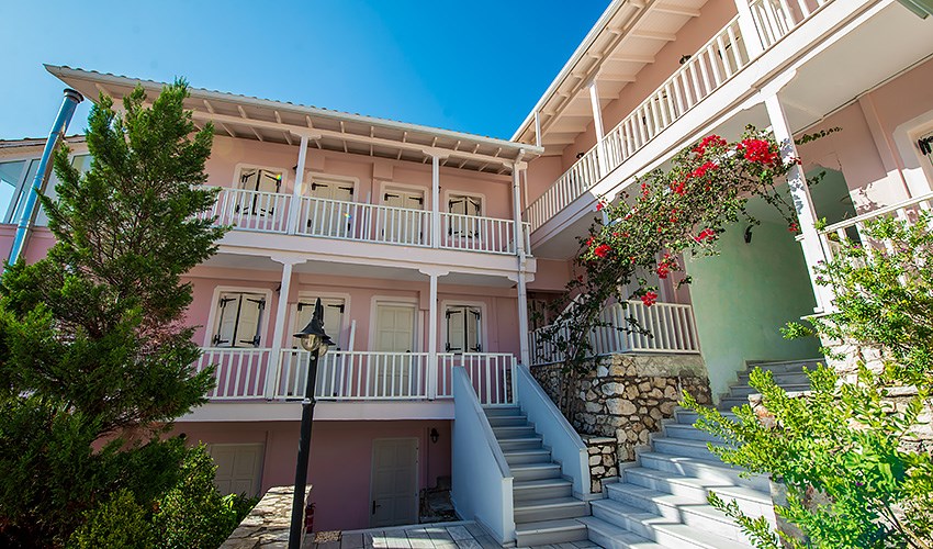 Hotel Ionis