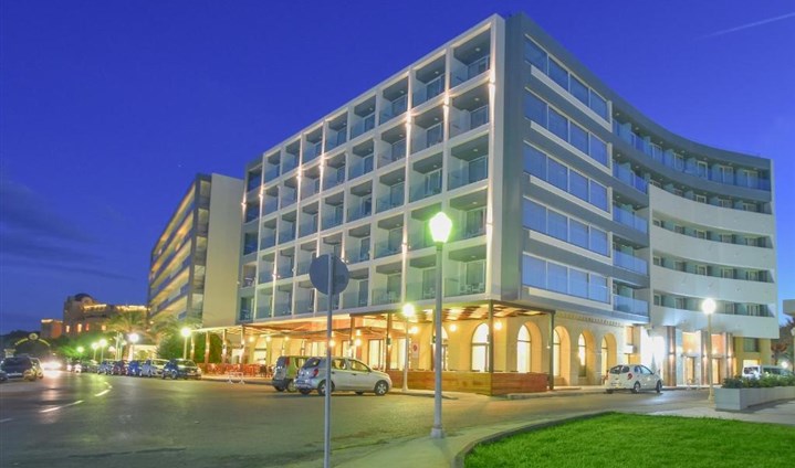 Hotel Ibiscus - 