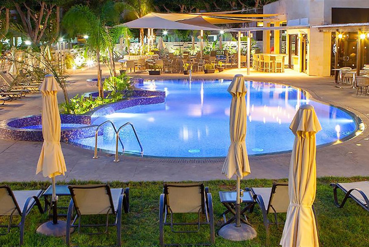 Hotel Kapetanios Odysseia - Jižní Kypr