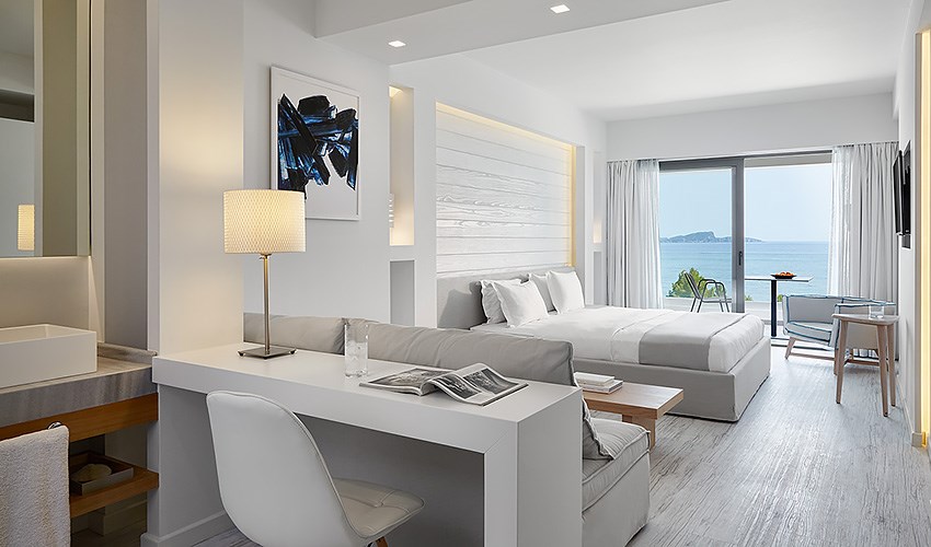 Hotel Lichnos Beach & Suites
