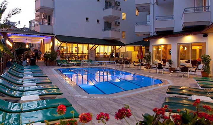Hotel Remi - 