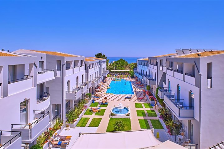 Aparthotel Sunrise Village - 