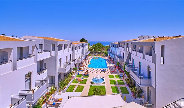 Aparthotel Sunrise Village - 