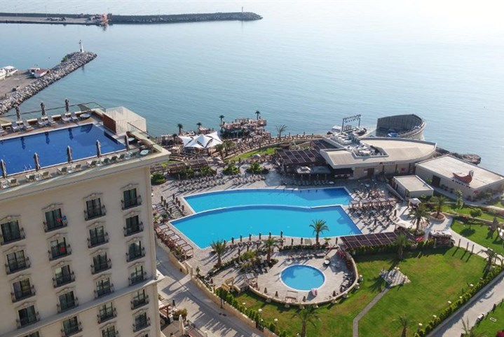Hotel Lords Palace - 