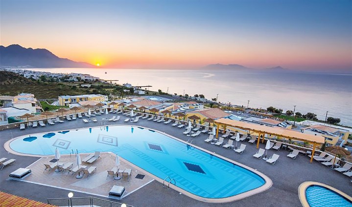 Hotel Grand Blue Beach - 