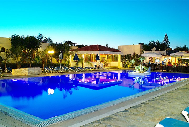 Aparthotel Camelot Royal Beds - 
