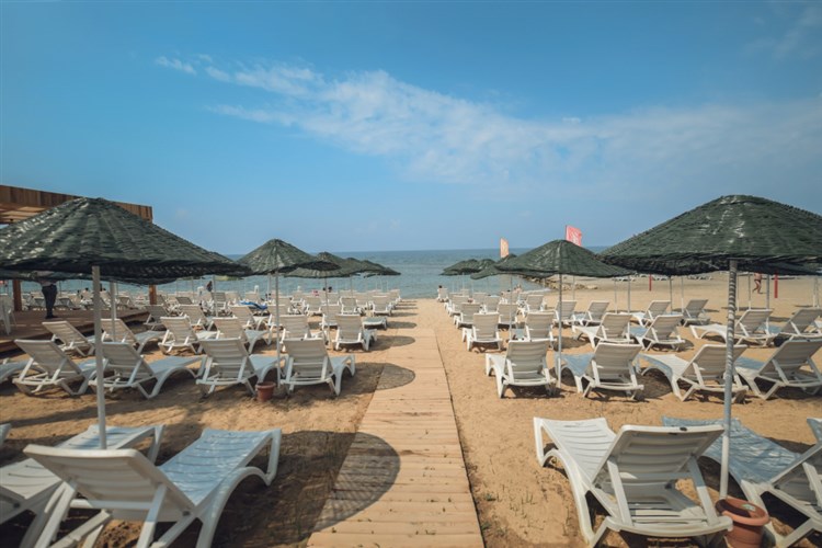 Hotel Ramira Beach