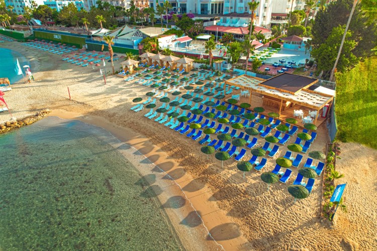 Hotel Ramira Beach