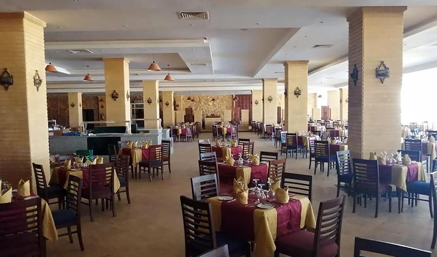 Hotel Amarina Queen Resort
