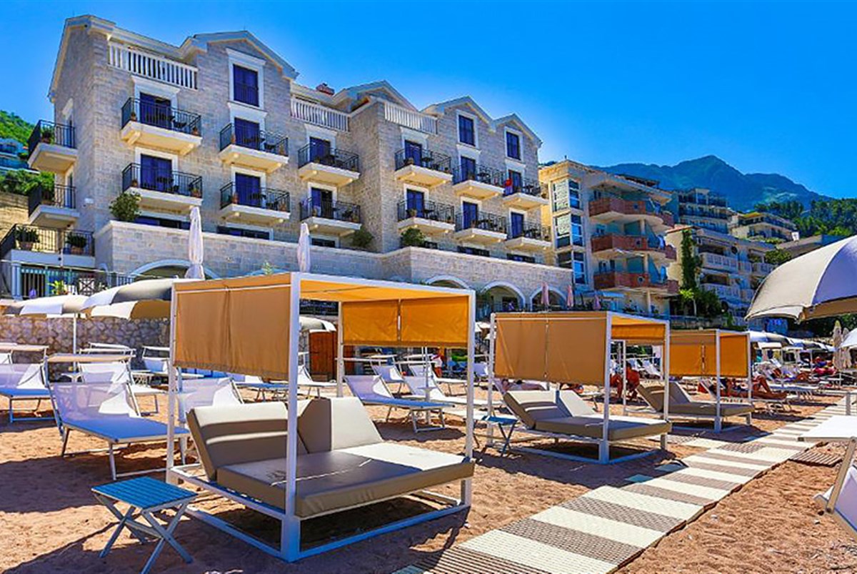 Hotel California - Černá Hora