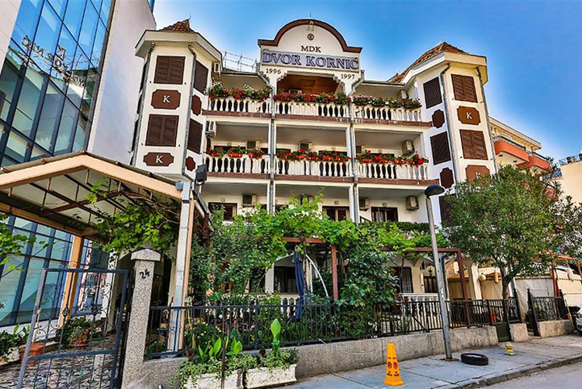 Hotel Villa Dvor Kornic - Černá Hora