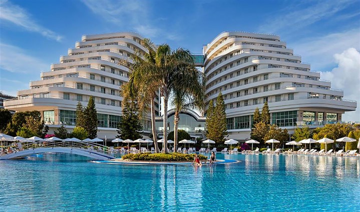 Hotel Miracle Resort - 