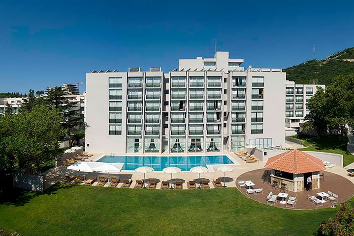 Hotel Tara - 