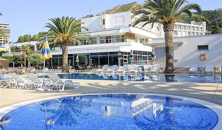 Hotel Montenegro Beach Resort - 