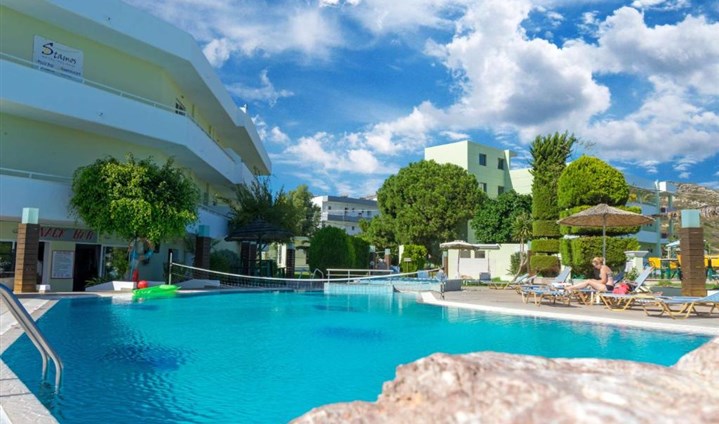 Hotel Stamos Plus - 