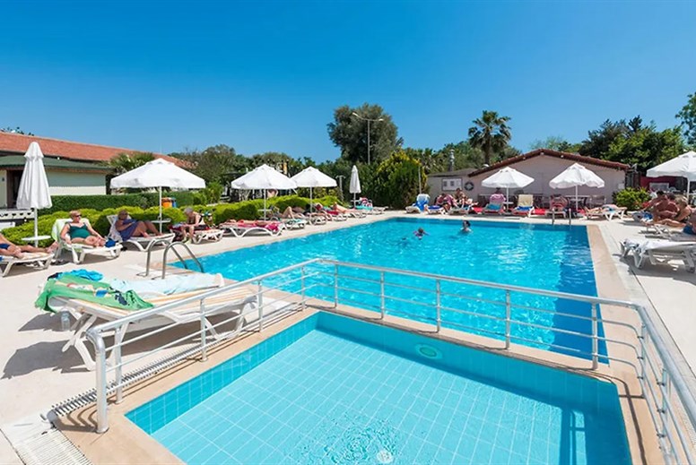 Hotel Altinkum Beach