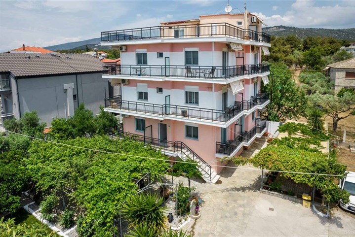 Apartmánový dům Ianos - Řecko