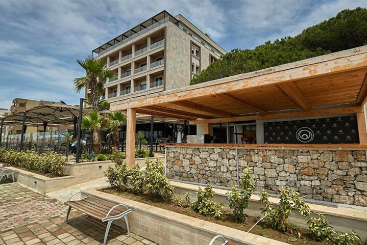 Hotel Eter - 