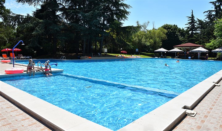 Hotel Ambassador - 