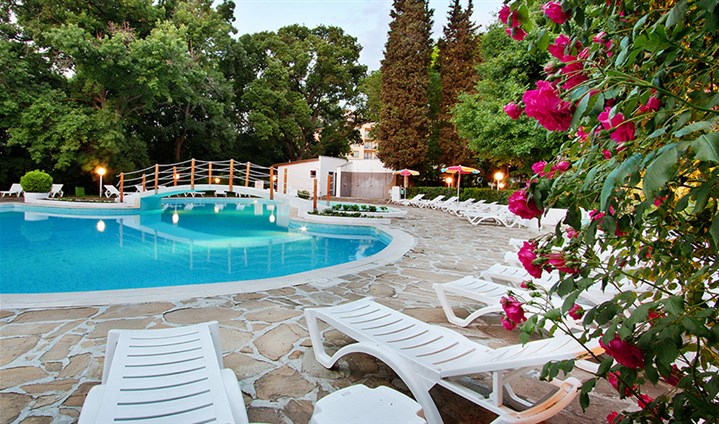 Hotel Ljuljak - 