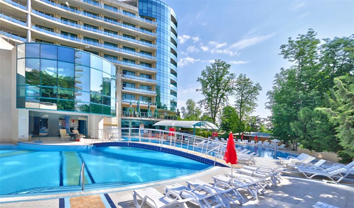 Hotel Marina Grand Beach - 
