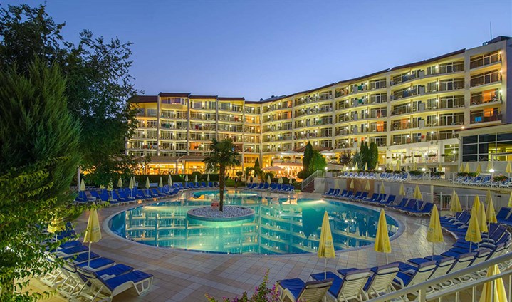 Hotel Madara Park - 