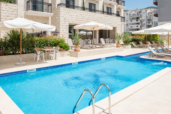 Hotel Momentum Boutique - 
