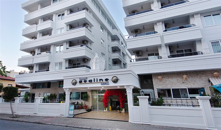 Hotel Sealine Bonapart - 