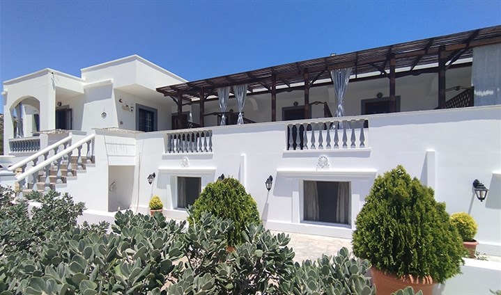 Studia White Castle - 