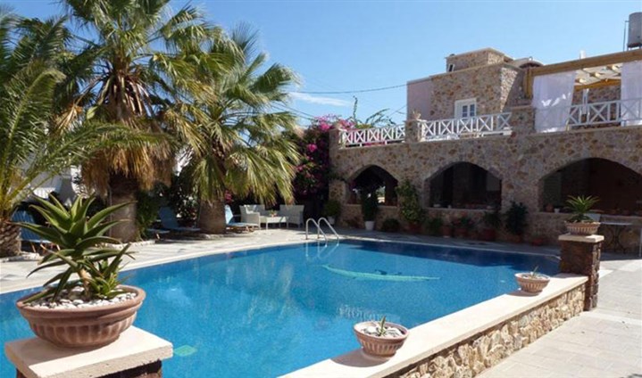 Hotel Atalos Suites - 