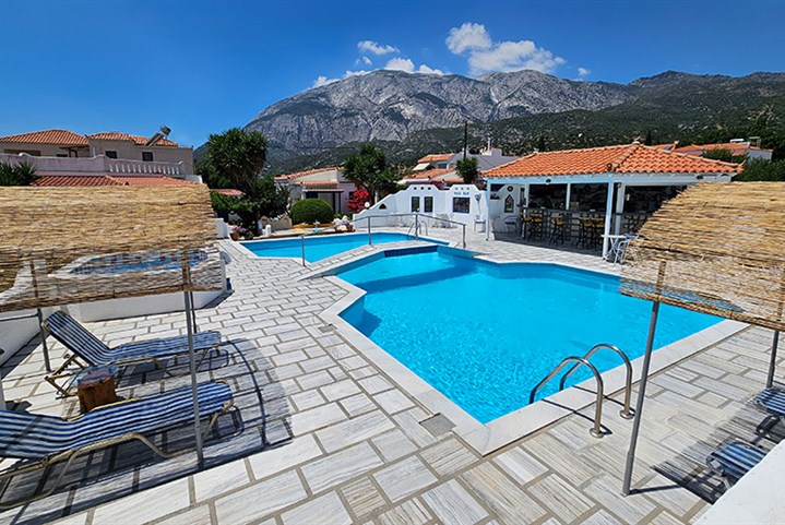 Studia Pavlis - Kampos - Řecko