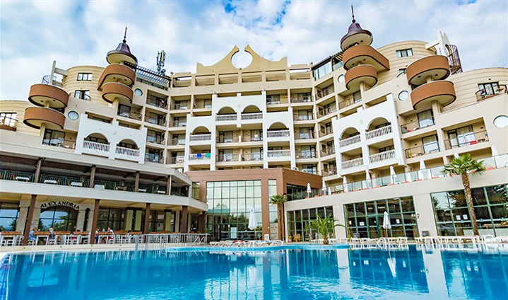 Hotel HI Imperial Resort - 