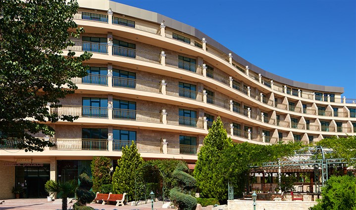 Hotel Mena Palace - 