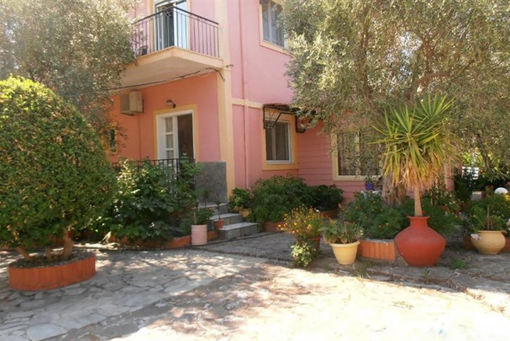 Apartmánový dům Kipos - Řecko