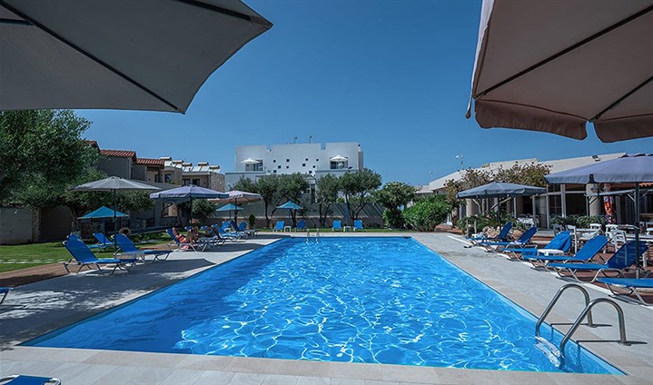 Hotel Creteco & Suites - 