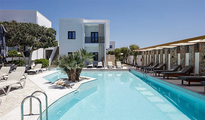 Hotel Golden Bay Boutique and Bungalows - 