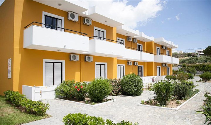 Studia Manolis - 