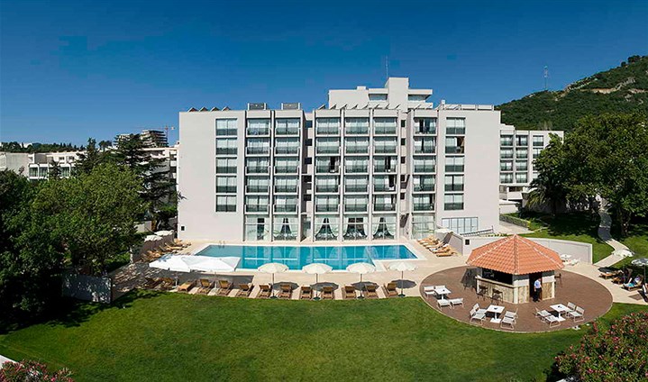 Hotel Tara - 