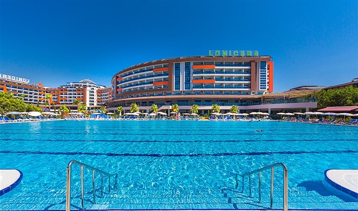Hotel Lonicera Resort & Spa - 