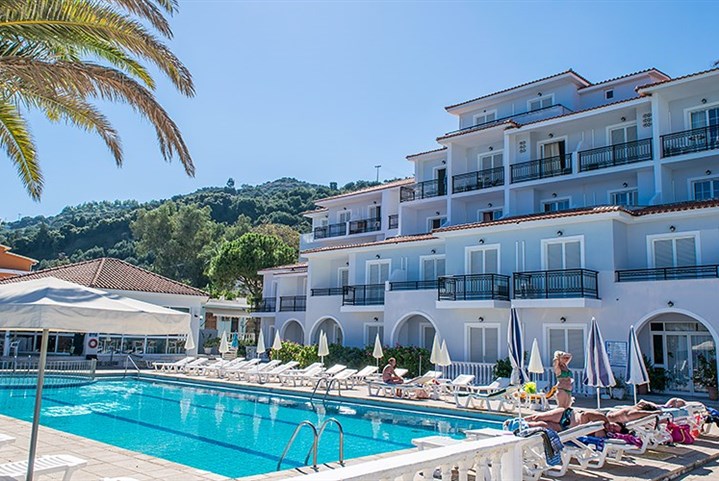 Hotel Paradise Beach - 